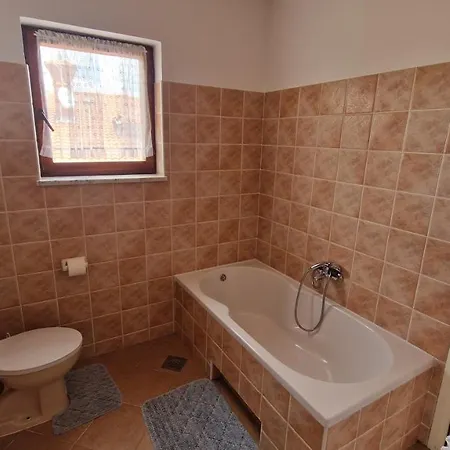 Lina Guest house 3*