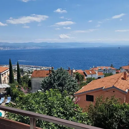 Lina Guest house 3*
