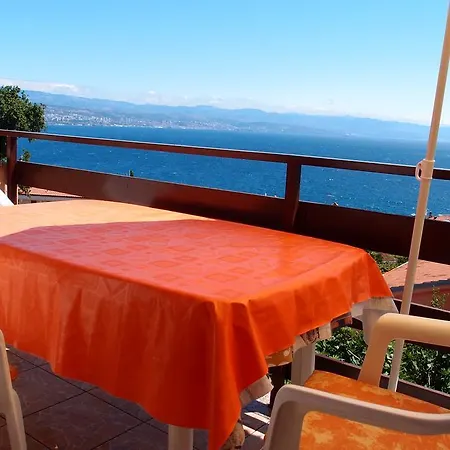 Lina Guest house 3*