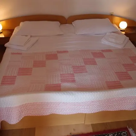 Lina 3* Ičići