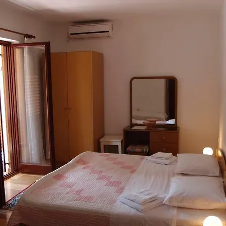 Guest house Lina Icici